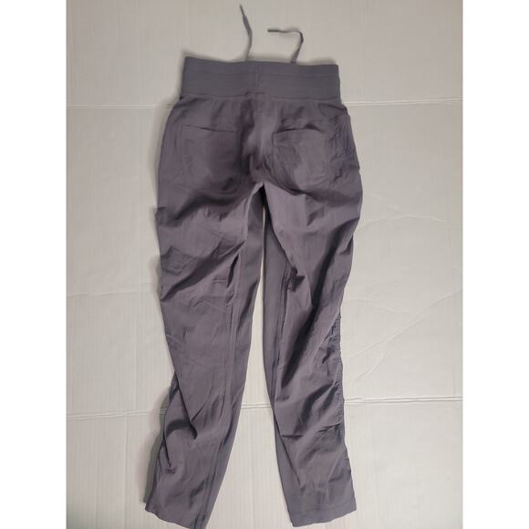 Lululemon Street To Studio Jogger Pant ll Womens Sz 4 Unlined 28" Magnum W5J84S - Picture 9 of 10